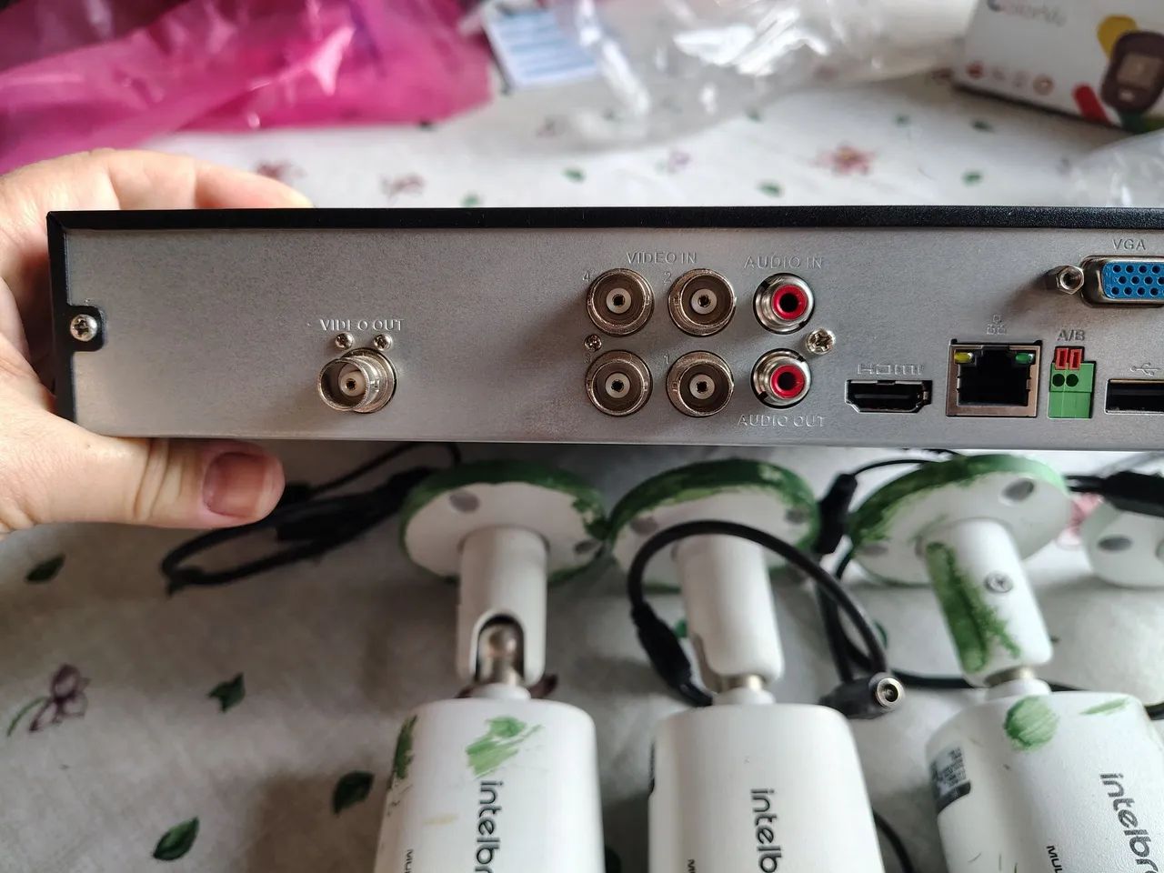 Kit 4 Cameras Segurança Intelbras + DVR - Foto 3