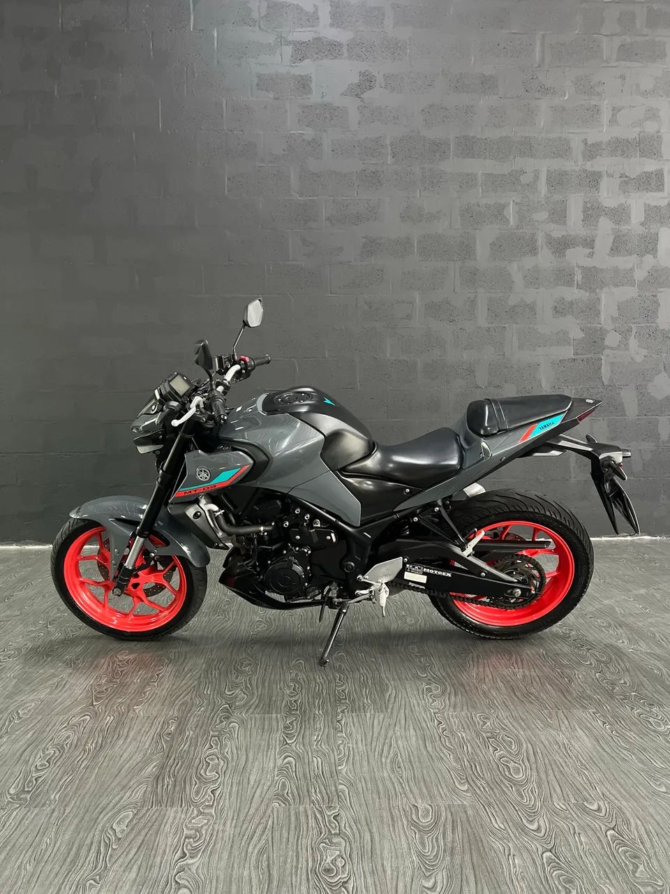 Yamaha MT03 