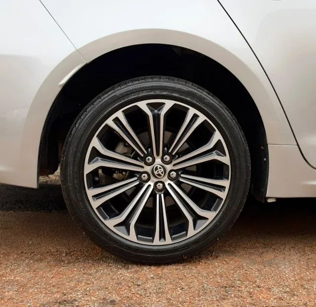 Toyota Corolla Altis Prem. Hybrid 1.8 Flex AUT, foto 19 de 20