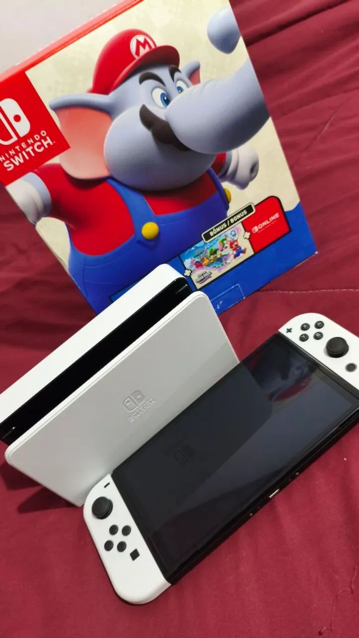 Nintendo Switch OLED