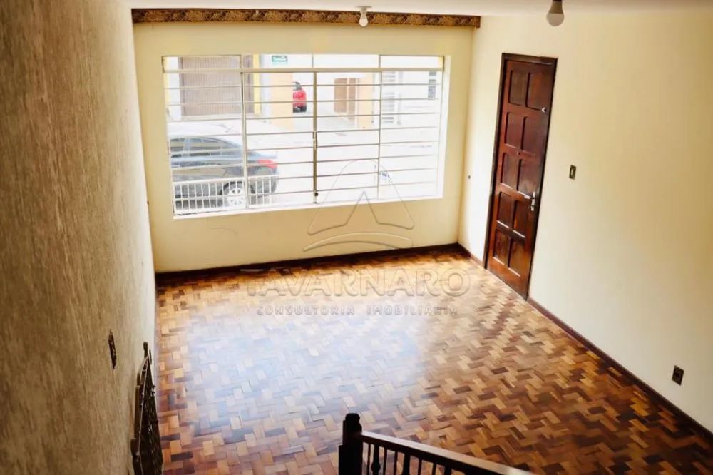 Casa Ampla no Centro com Edícula e 2 Vagas de Garagem! - Foto 4