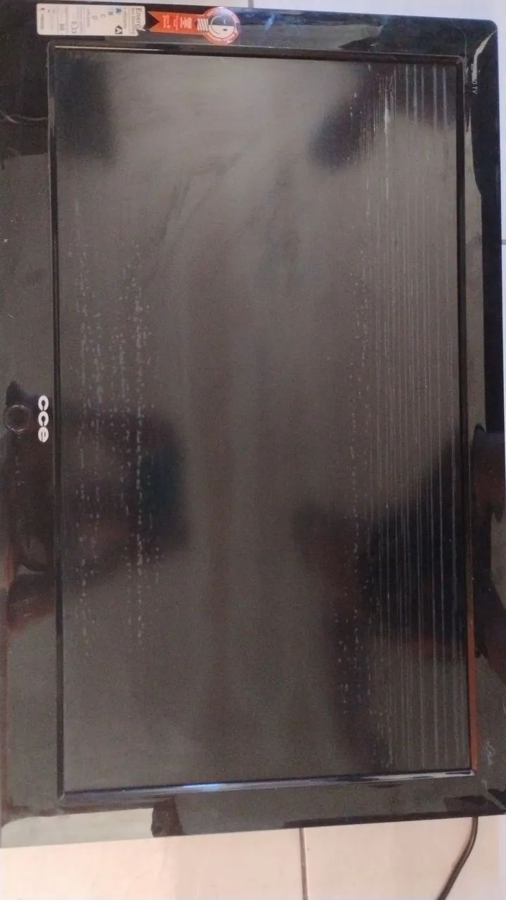 Tv cce com defeito  - Foto 2
