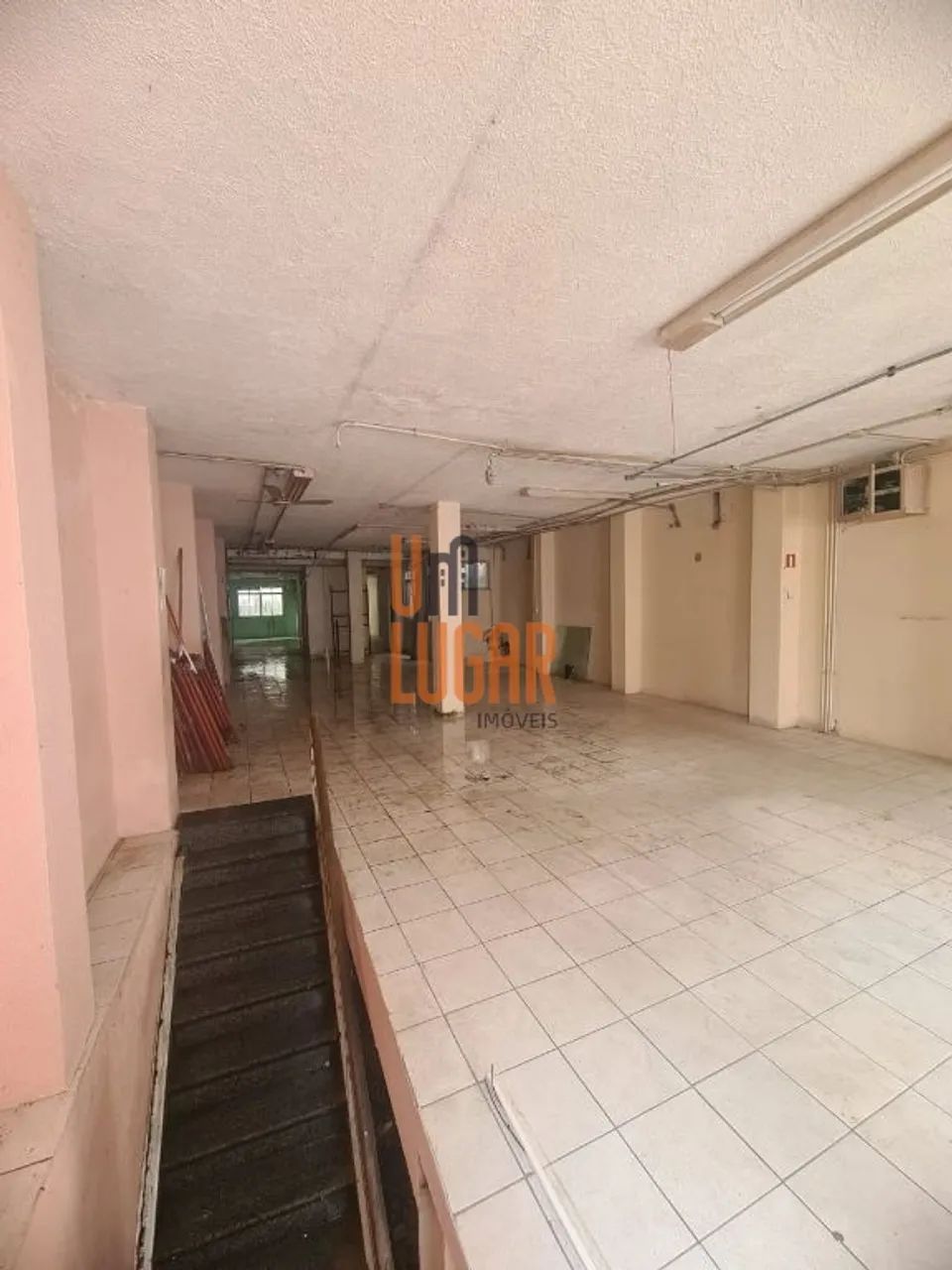 Ponto Comercial Amplo com 2 Pavimentos e Estacionamento na Campina, Belém-PA - Foto 3