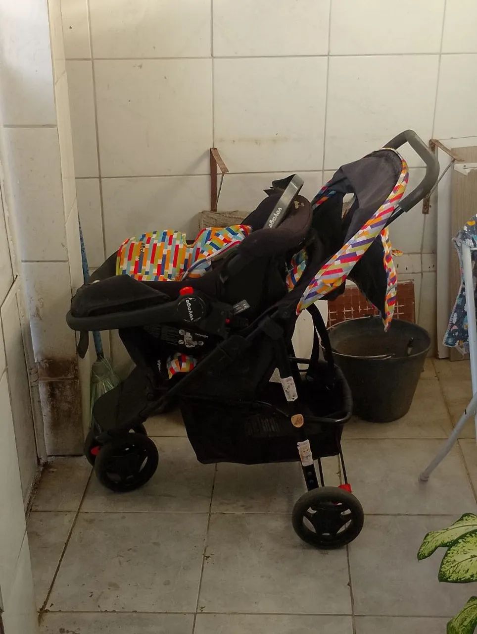 Carrinho de bebê+bebê conforto