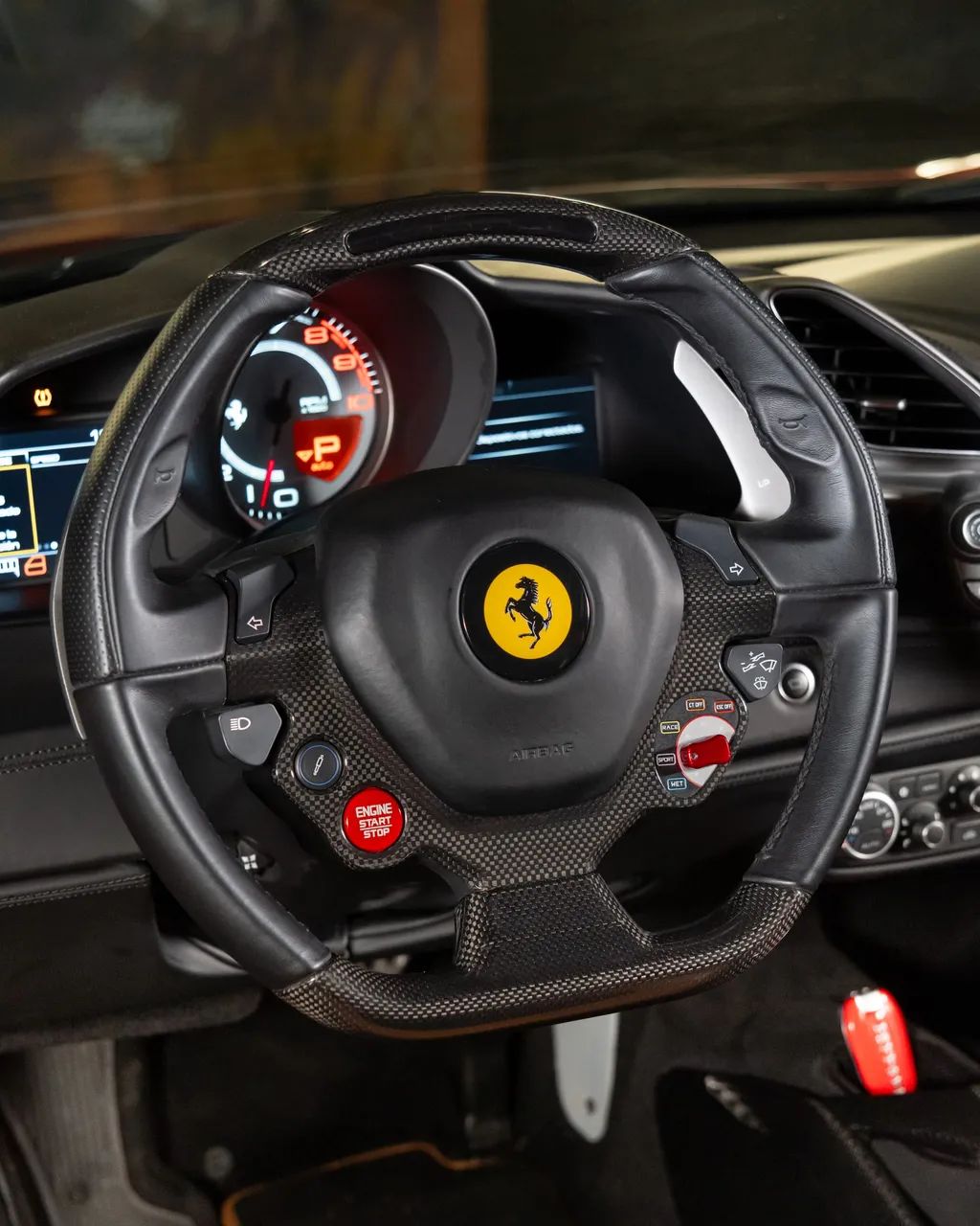 Ferrari 488 GTB 3.9 V8 670cv, foto 17 de 20