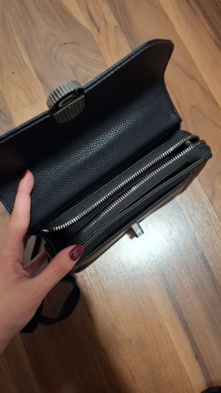 Bolsa de corino preta  - Foto 4