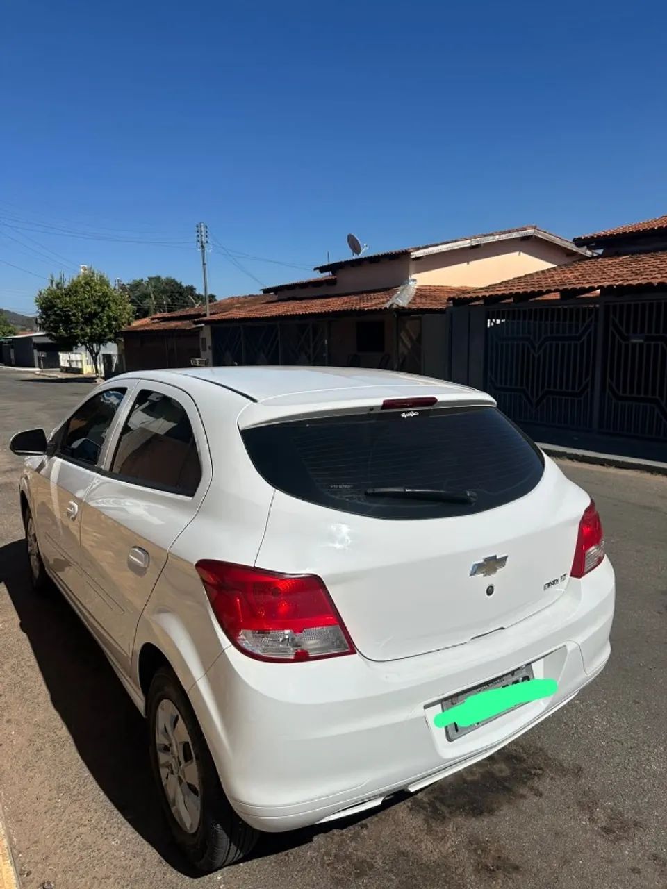 Chevrolet Onix 2015