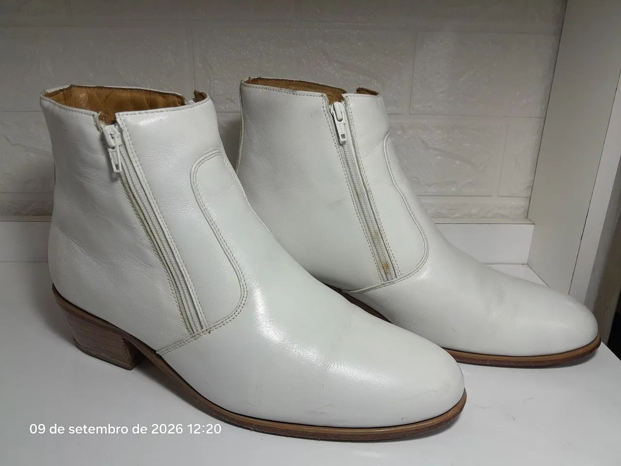 Bota masculina couro branco usada - Foto 3