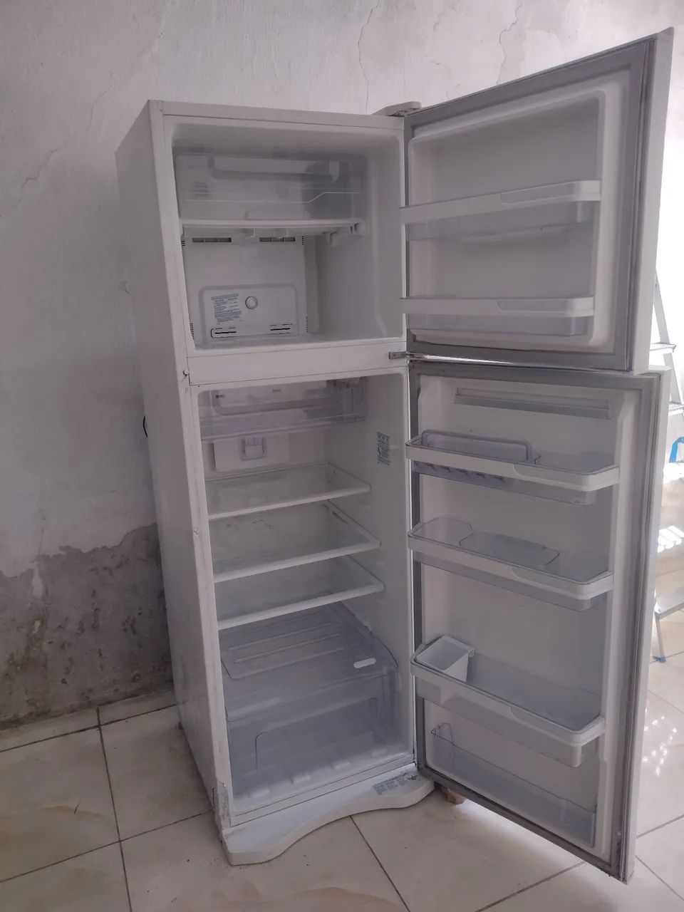 Geladeira Eletrolux Frost free  - Foto 3