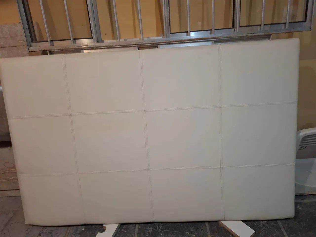 Cabeceira de cama solteiro 