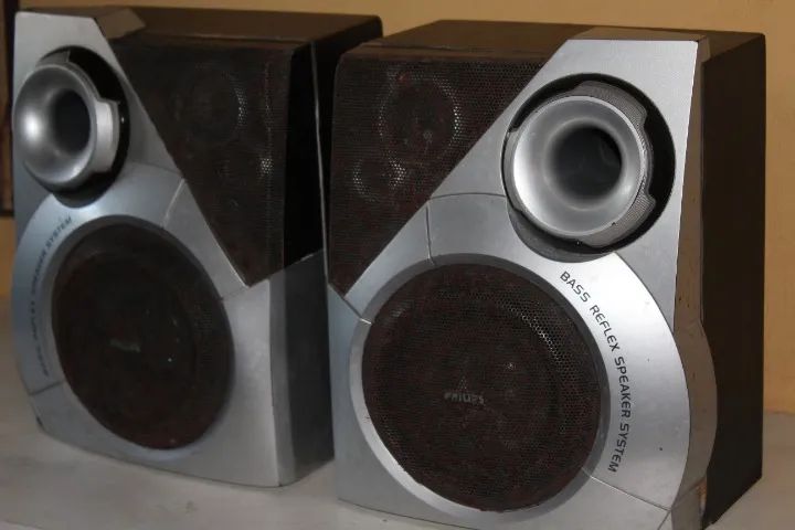  2 caixas de som phillips de mini sistem - Foto 3