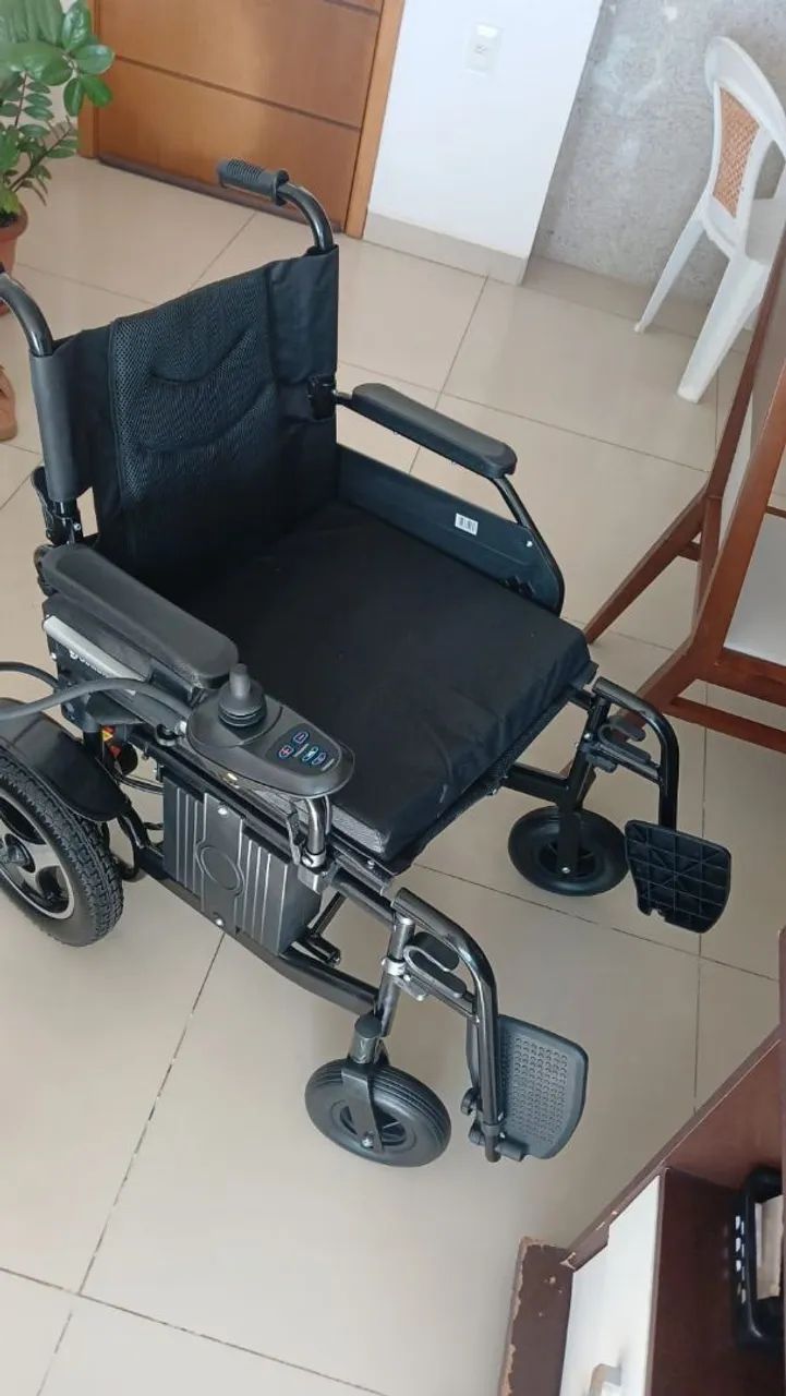 Cadeira de roda automática 