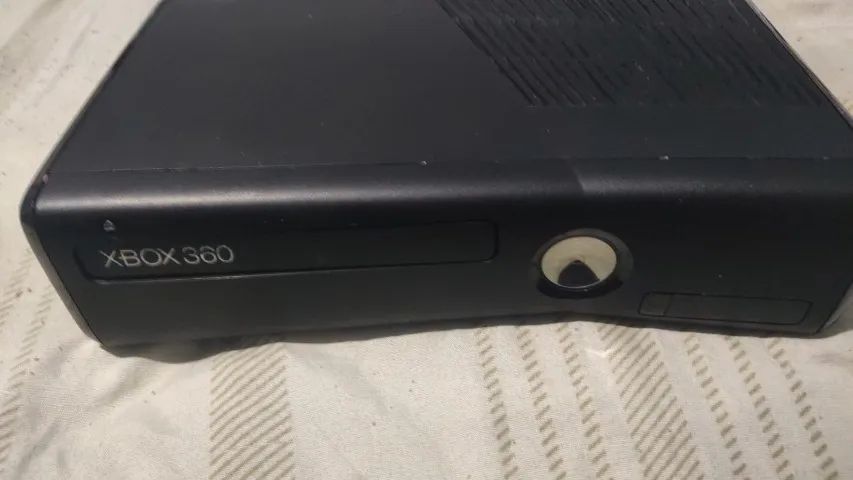 XBOX 360 SLIM