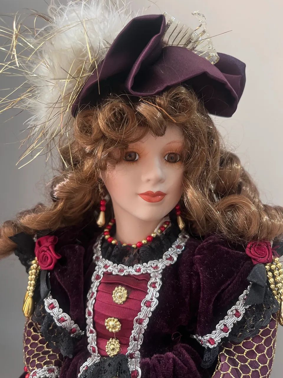 Boneca porcelana dama antiga 45cm - Foto 2