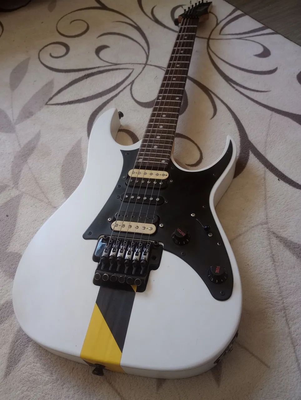 Guitarra Ibanez 