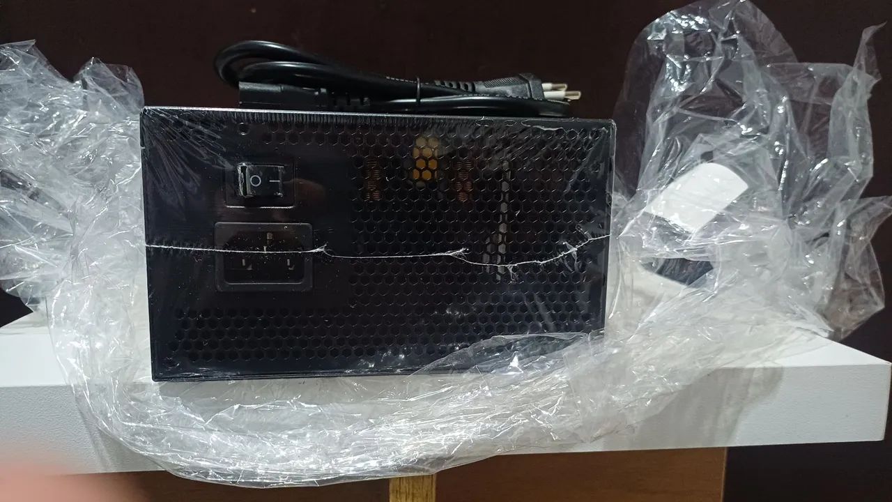 Fonte Gamer 650W GSOLD Bivolt (Funcionando Perfeitamente) - Foto 4