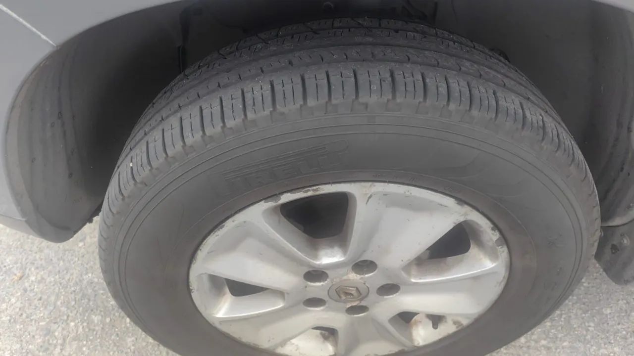 Roda com pneu Renault duster - Foto 3