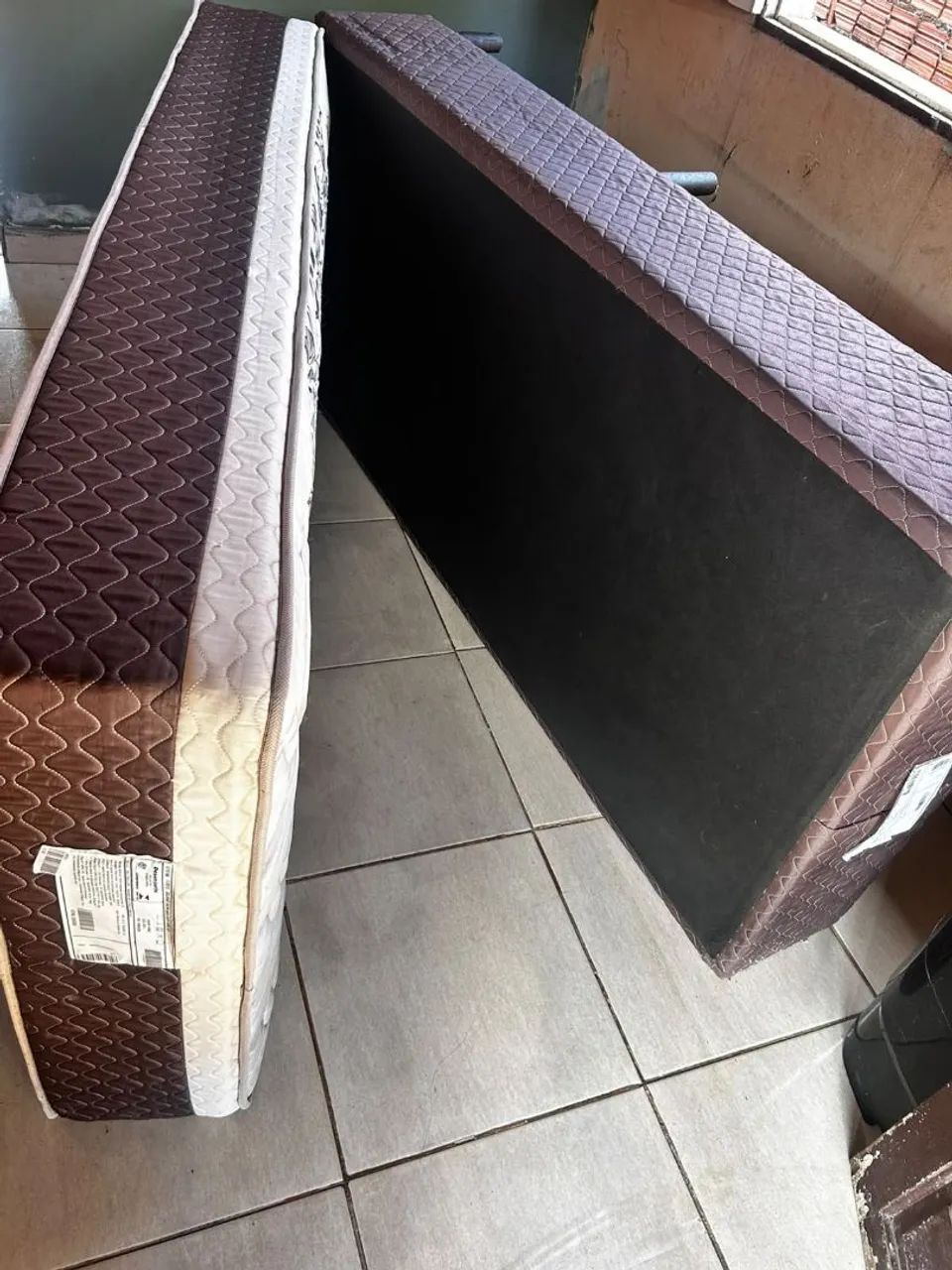 V/ cama de solteiro novíssima  - Foto 3