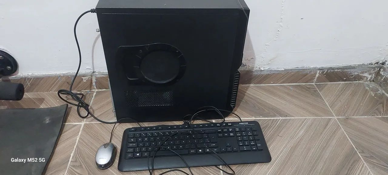 CPU Intel Core i3 + 6 GB RAM + Teclado e Mouse