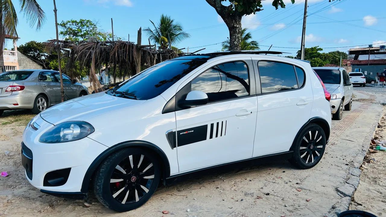 Fiat Palio Sporting 1.6 Flex 16V 5P 2015