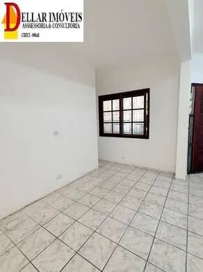 ALUGA CASA COM 3 CÔMODOS E GARAGEM BAIRRO VILA ALPINA!!! - Foto 2