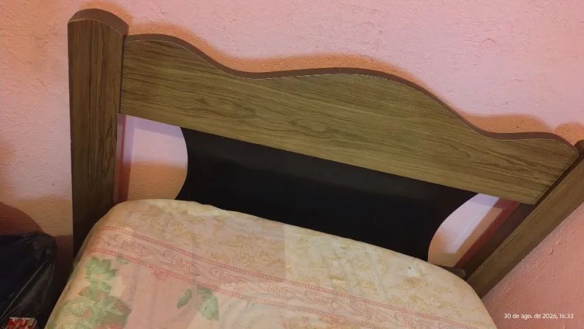 Cama de solteiro 