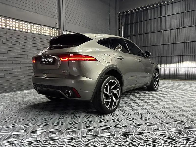 Jaguar E-Pace 2.0 AWD 249cv Aut. 2019 - Foto 5