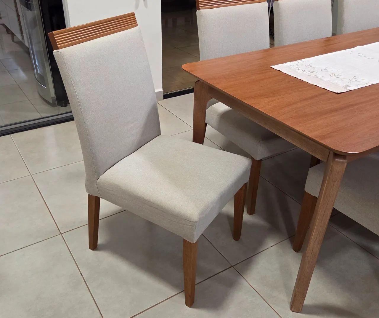 Jogo de 8 cadeiras de jantar (sem a mesa) - Foto 2