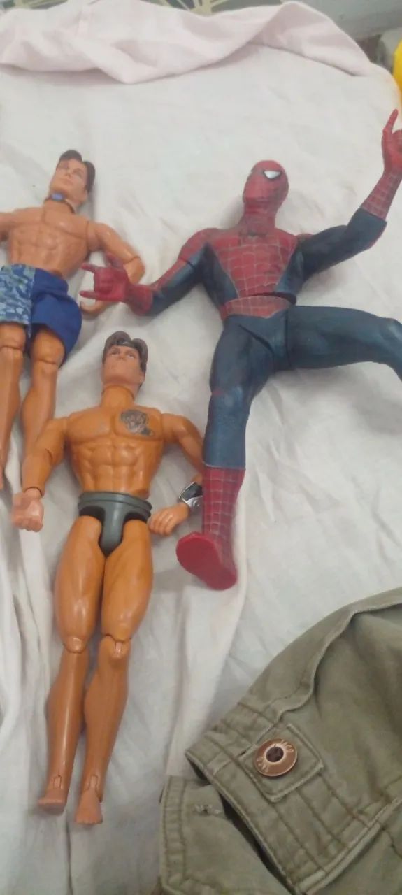 Homen aranha mais 2 he?ois - Foto 5
