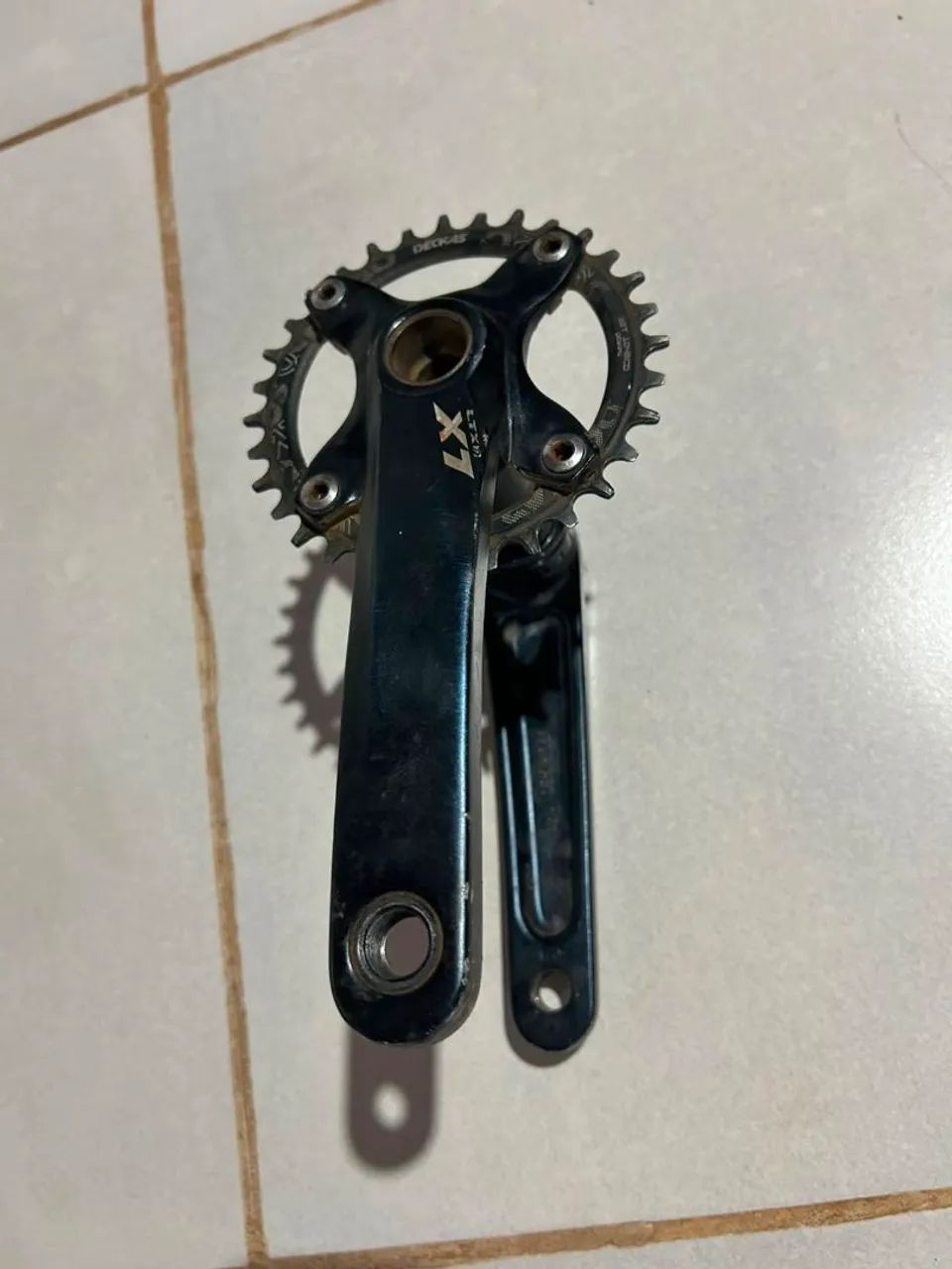 Vendo pé de vela integrado LTX 