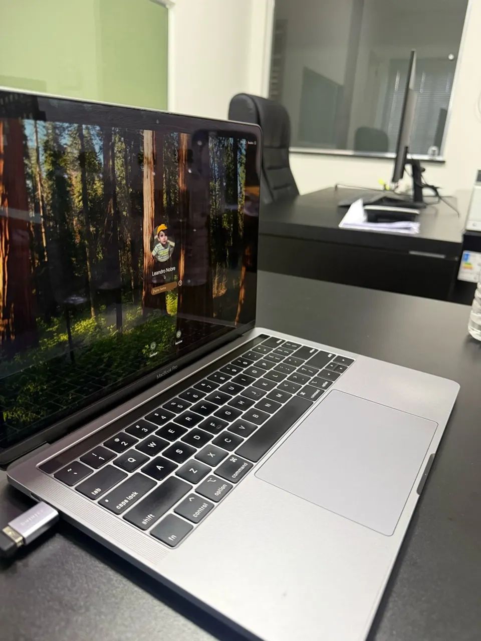 Macbook Pro 2019 - Foto 5
