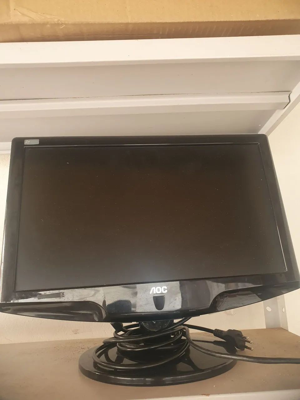 MONITOR AOC
