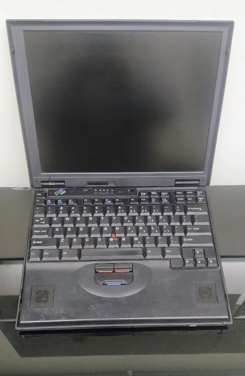 IBM Thinkpad 600 antigo (não liga)