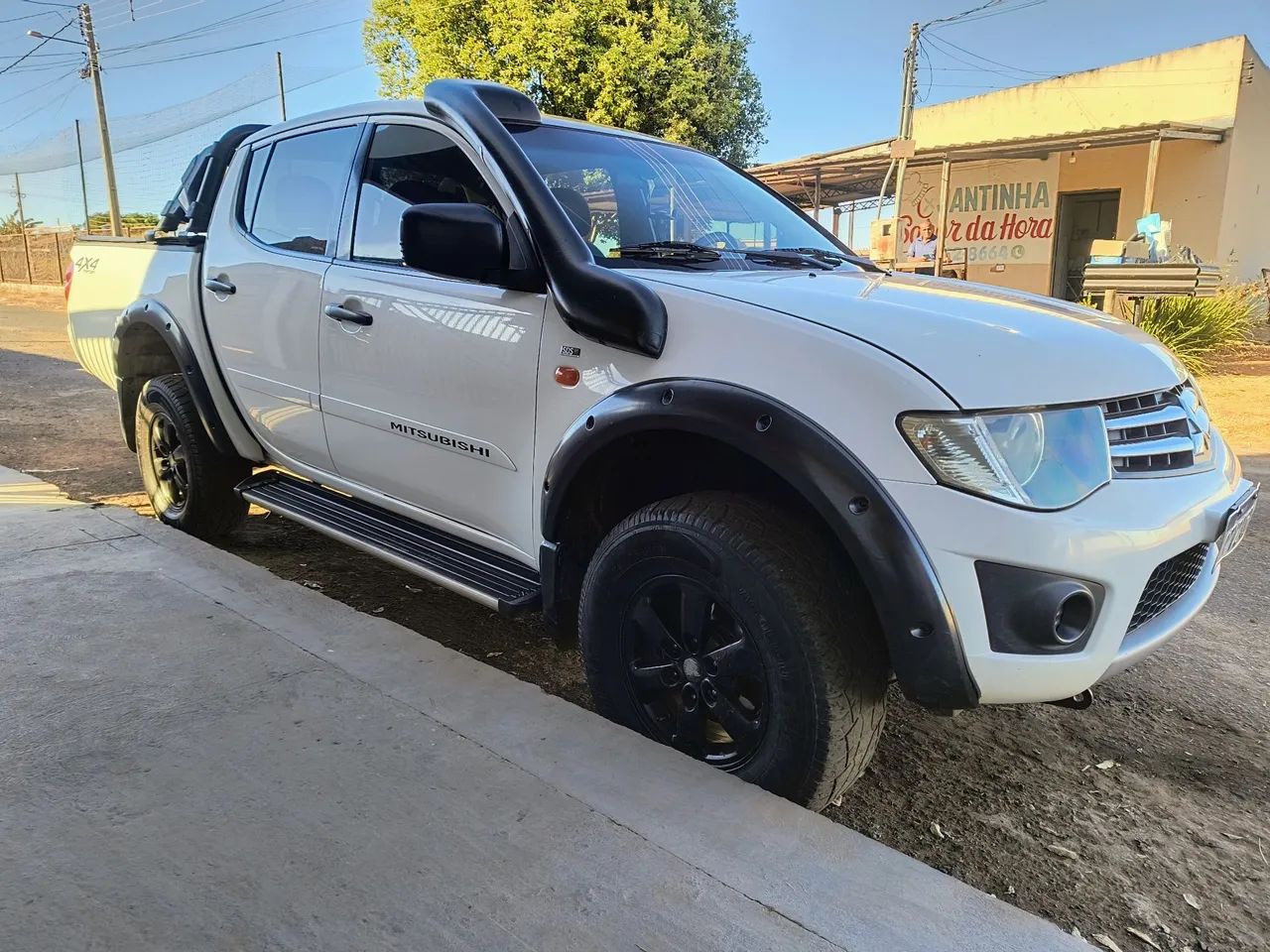 Mitsubishi L200 2015