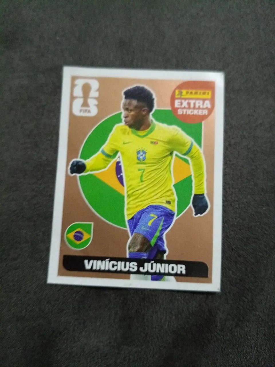 Figurinhas bronze Vini Jr e Jérémy Doku