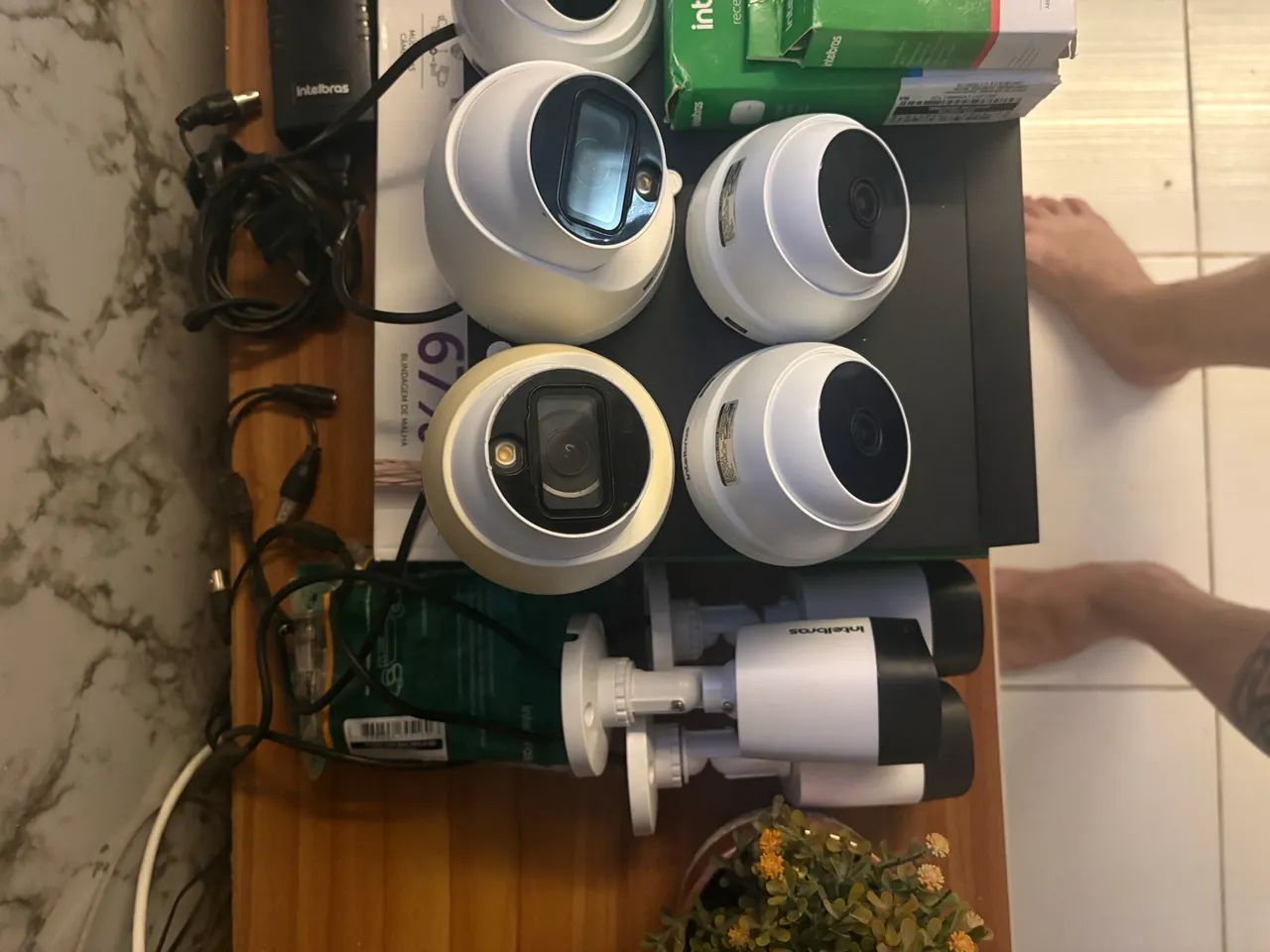 ? KIT COMPLETO DE SEGURANÇA INTELBRAS ? 8 CÂMERAS + DVR 3TB + ALARME - Foto 3