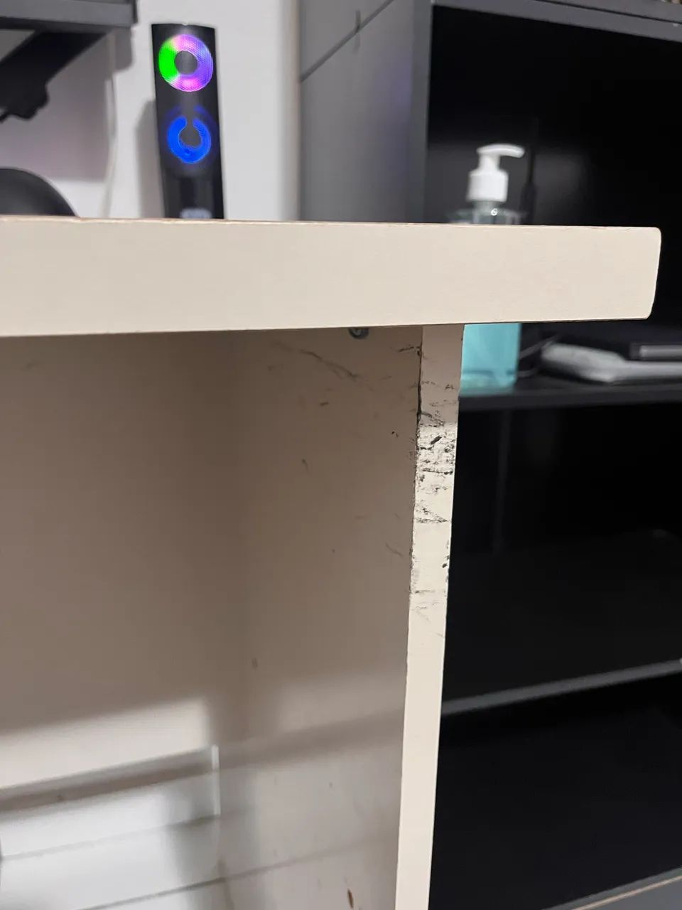 Mesa de Escritório em L com Gaveteiro - Foto 2