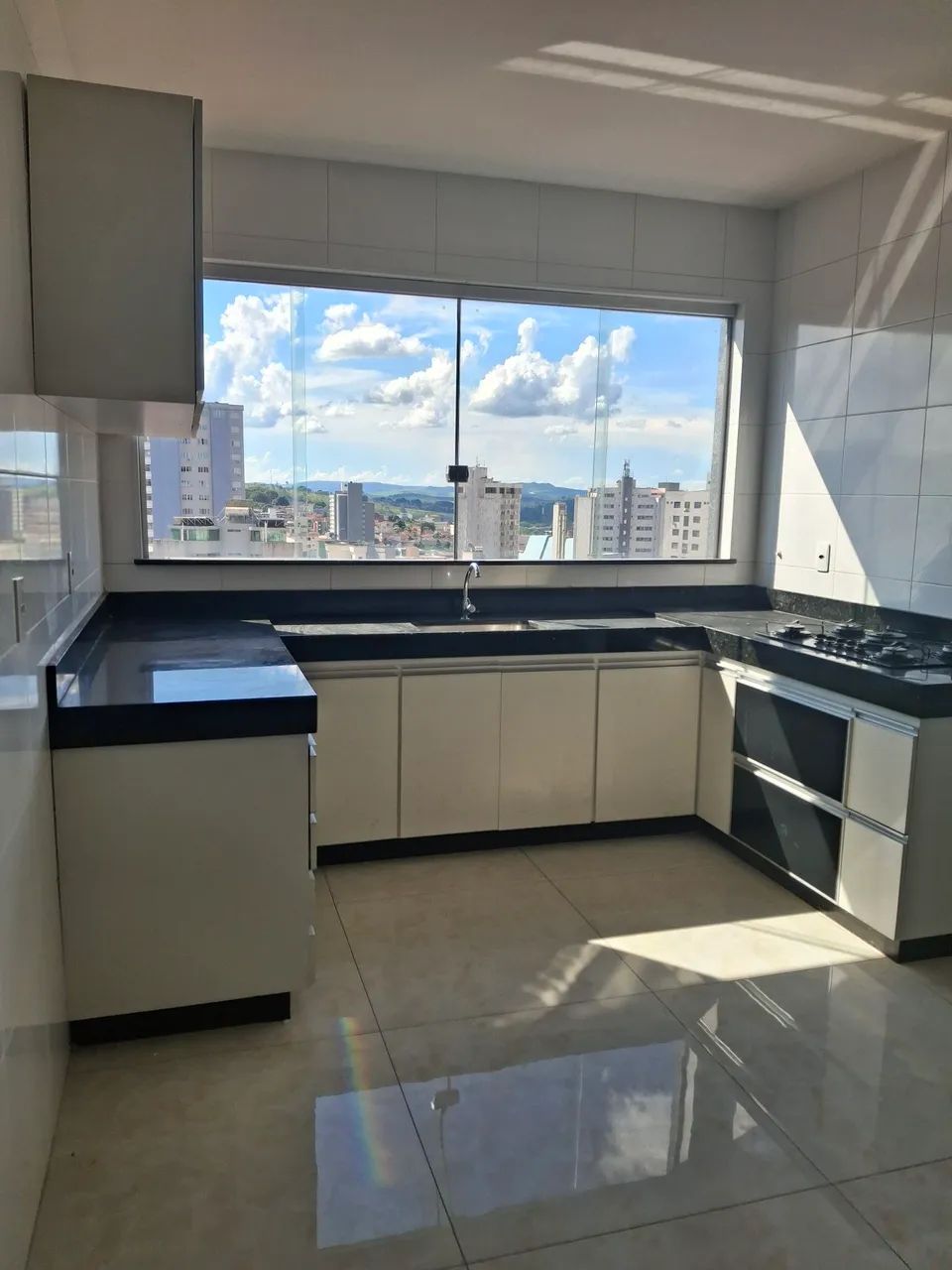 Alugo ótimo apt no Centro - Foto 2