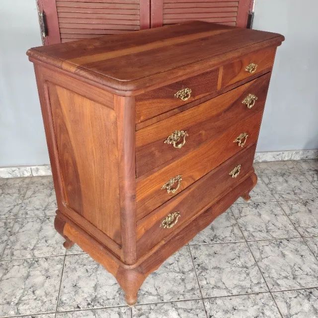 Cômoda Luis XV madeira maciça