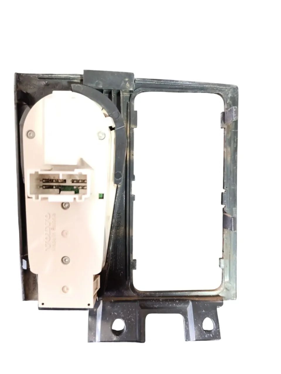 Botão De Luz C/ Moldura Volvo Fh 540 2013 20953569 - Foto 3