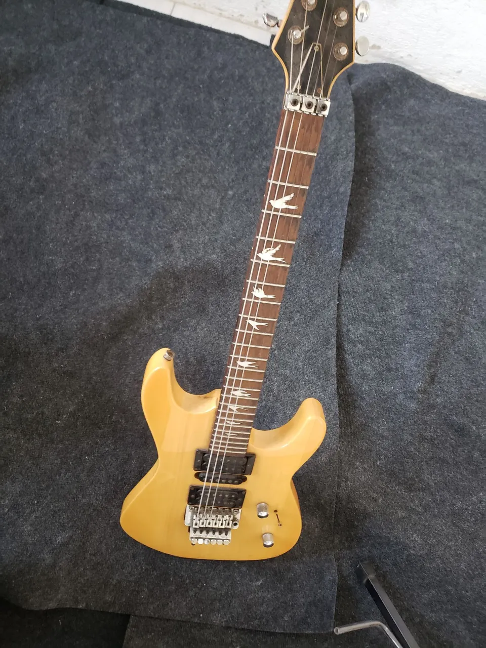 Guitarra Washburn RX25FVSB Sunburst - Instrumentos musicais