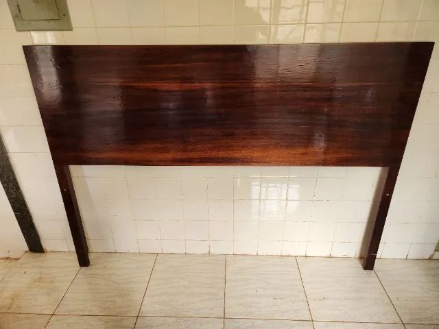 Cabeceira de Cama Em Madeira Bem Conservada  - Foto 5