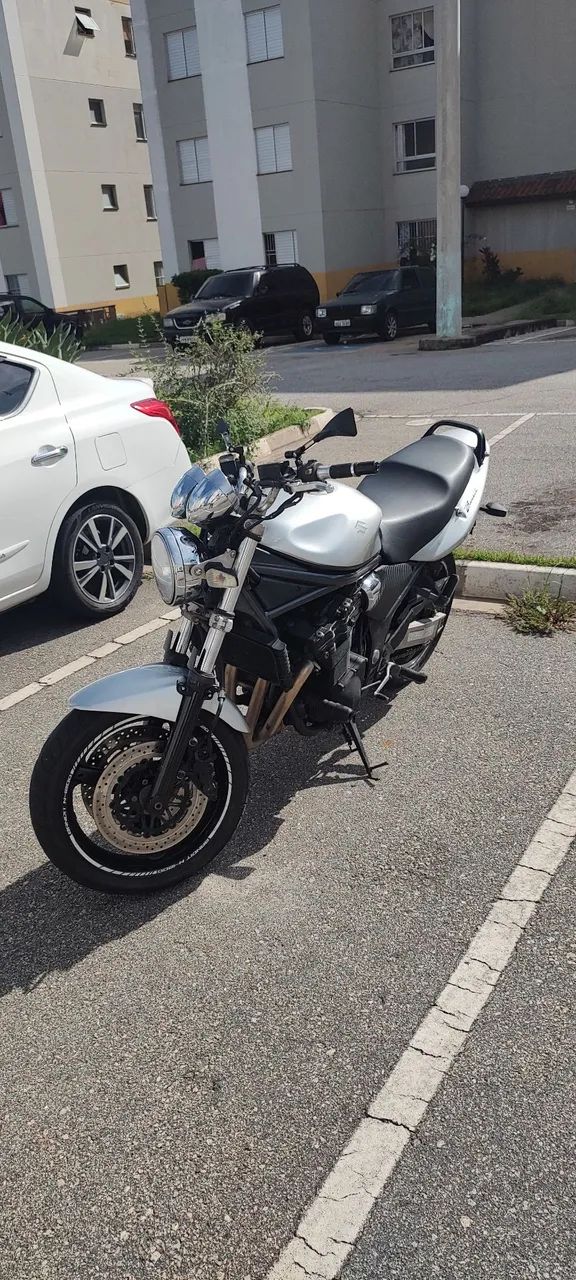 Bandit 1200 - Foto 3