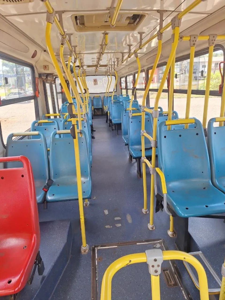 ONIBUS ESCOLAR COMIL - Foto 5