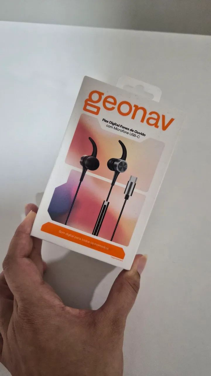 Fone de ouvido com cabo tipo c
