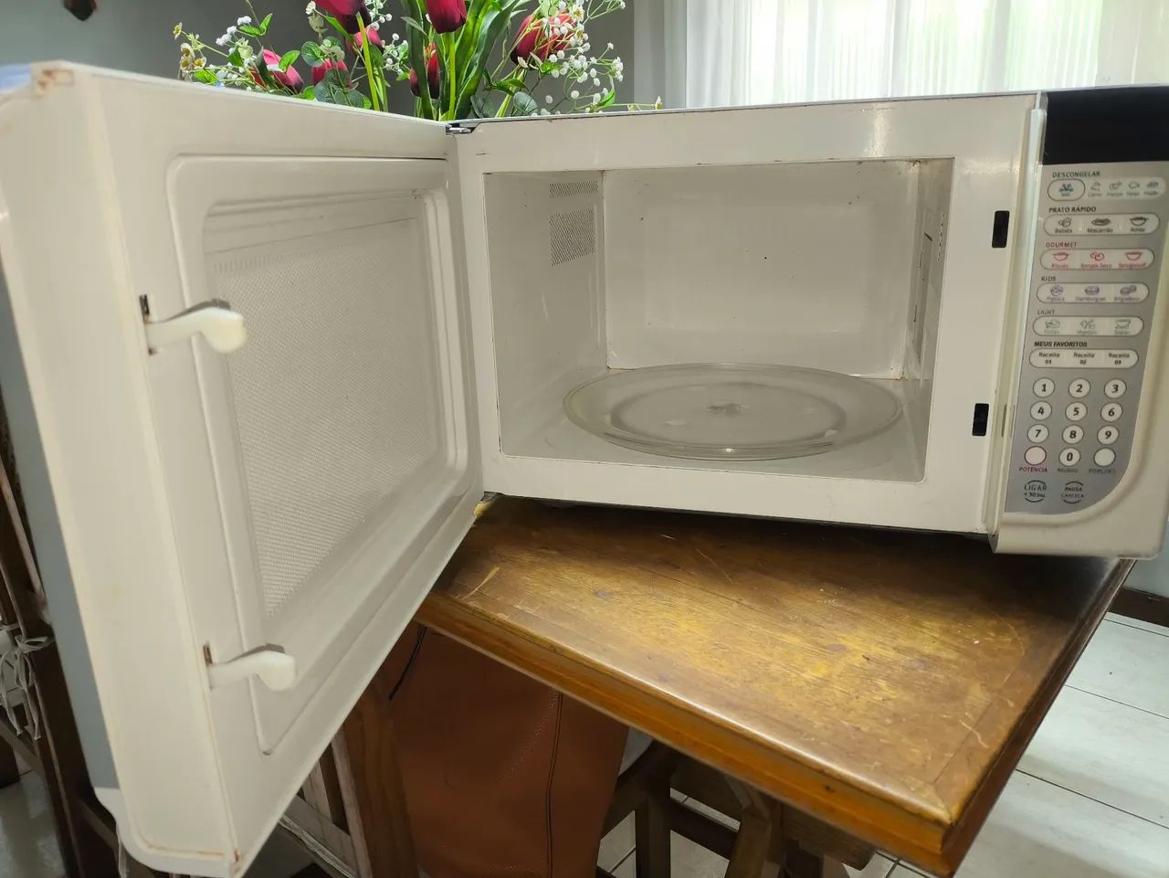 Microondas eletrolux 31 litros - Foto 2