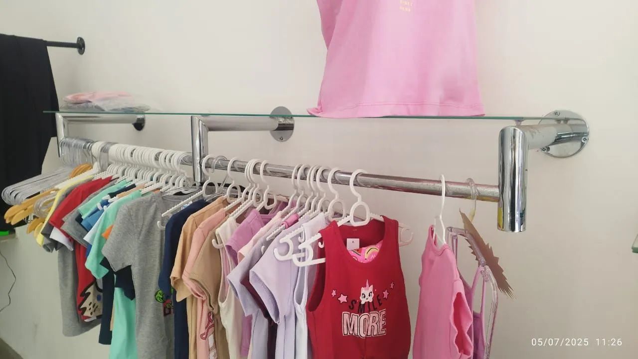 Arara de alumínio e vidro oportunidade  - Foto 2