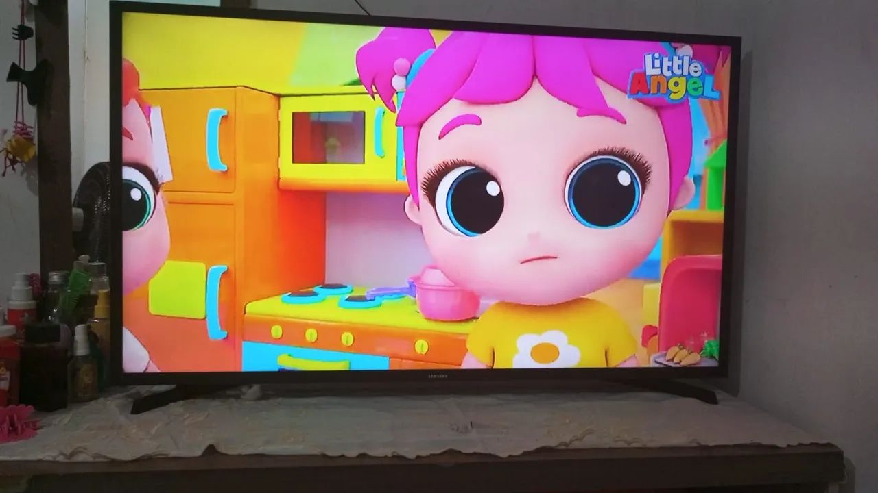 Vende se uma tv Samsung 43 polegadas 1.150 - Foto 3
