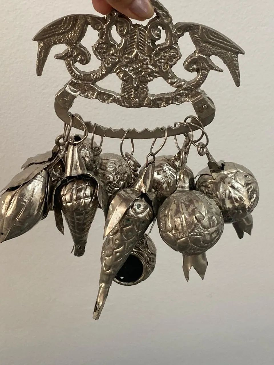 Enfeite com frutas em prata - Foto 2