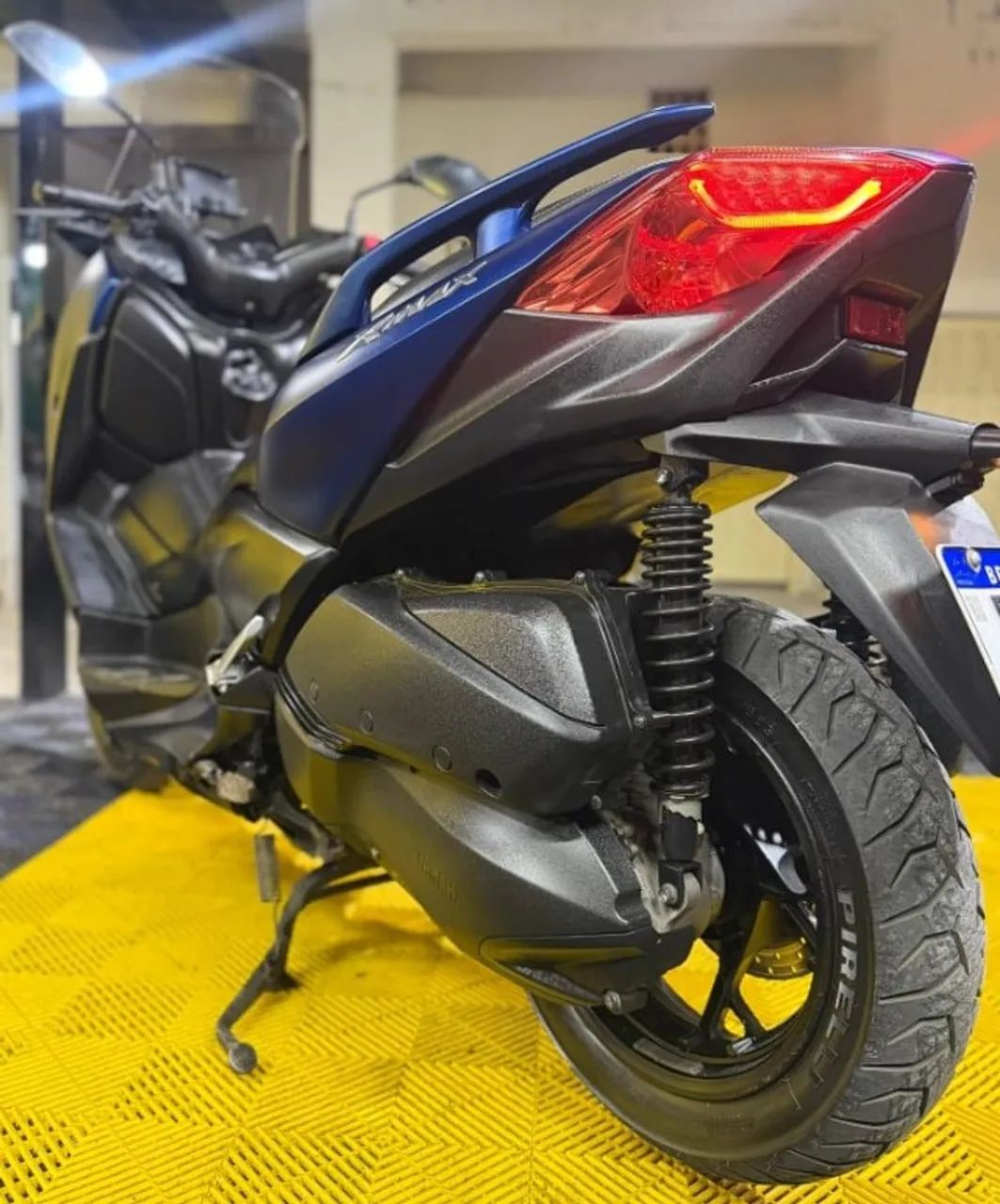 X-Max 250cc baixa km e muito conservada - Foto 2